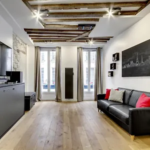 Mandar Paris